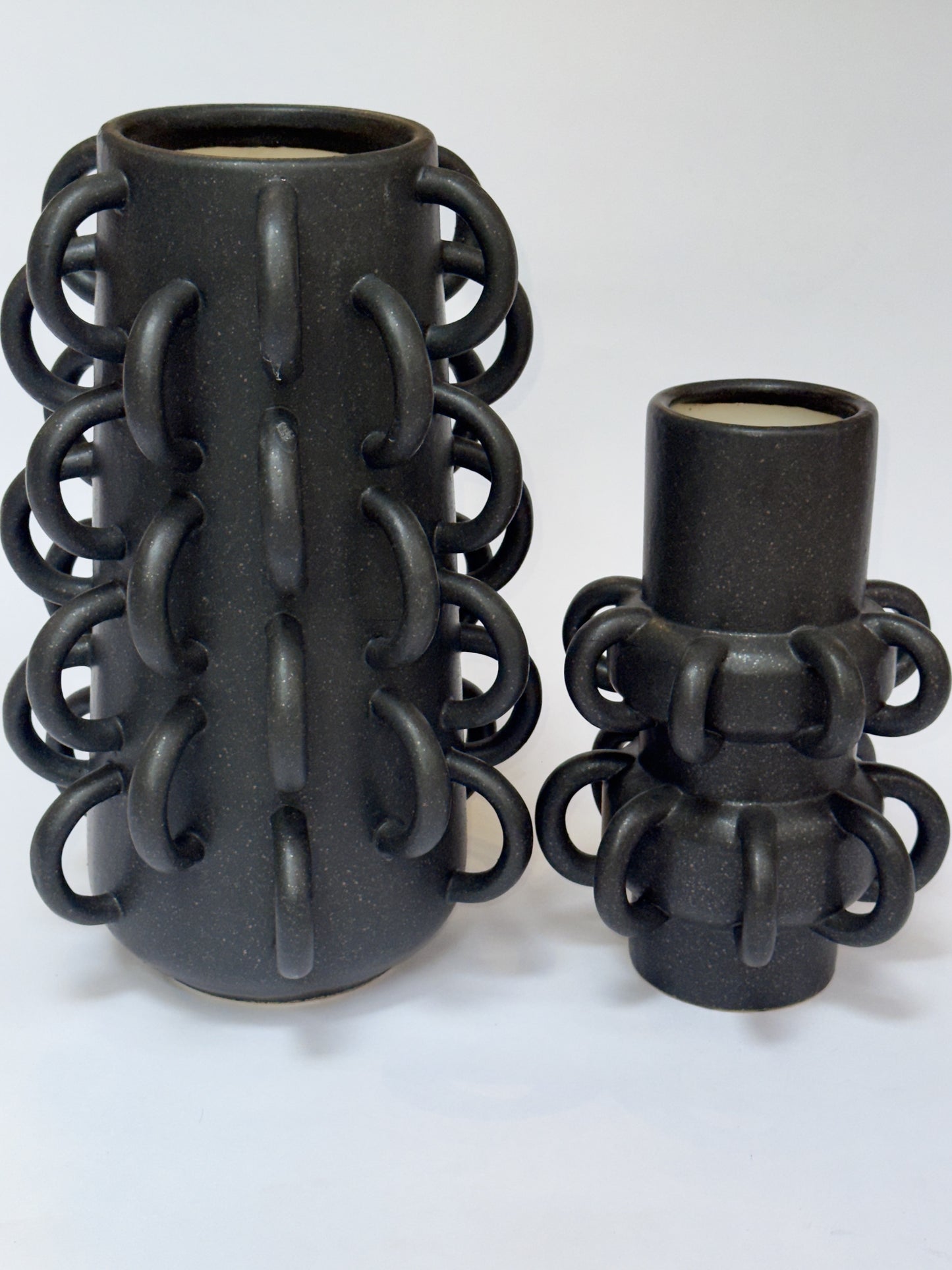 Vaso de Cerâmica Escultural Anéis