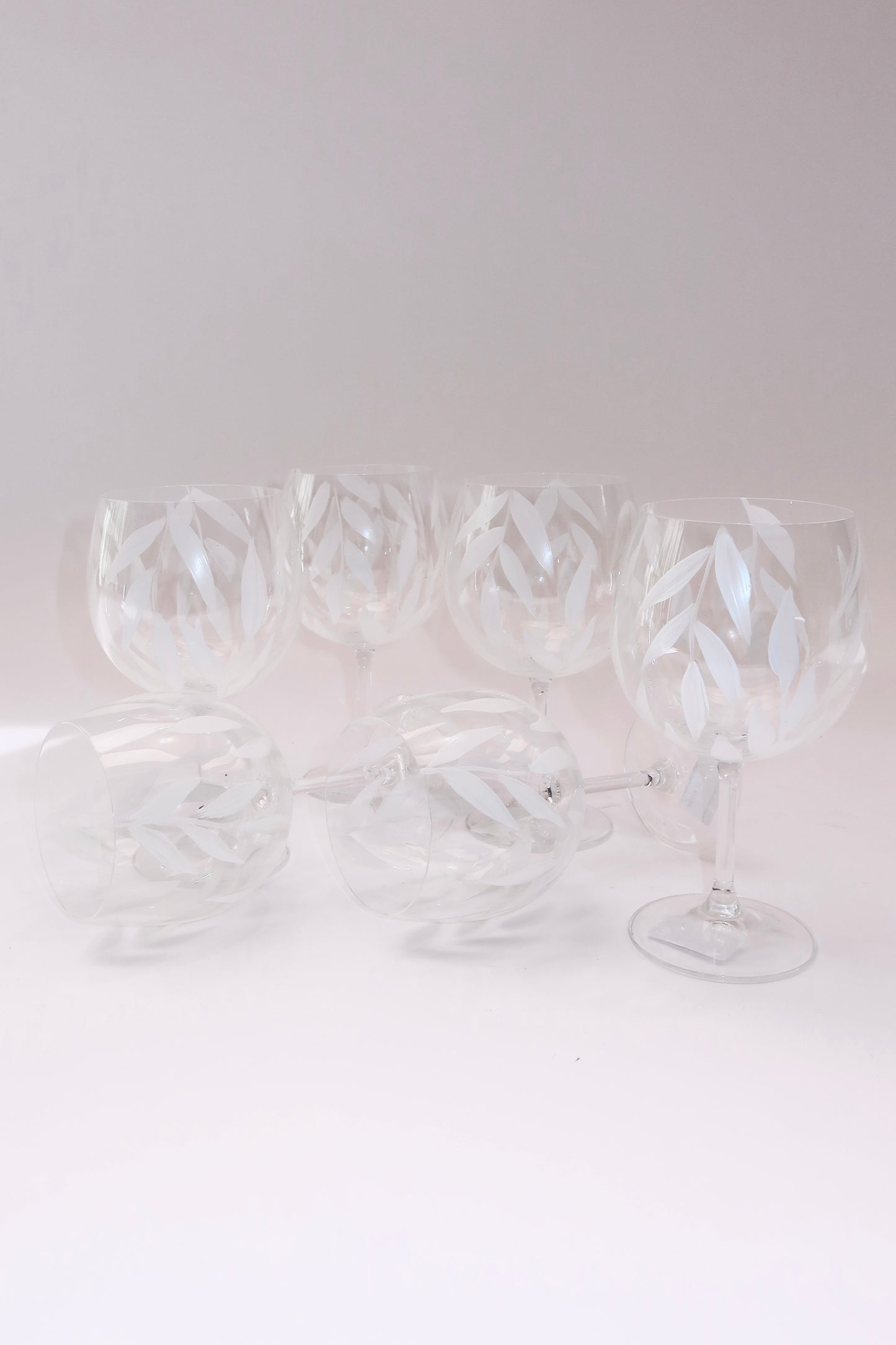 Taça de Cristal Foglia Branca 600ml