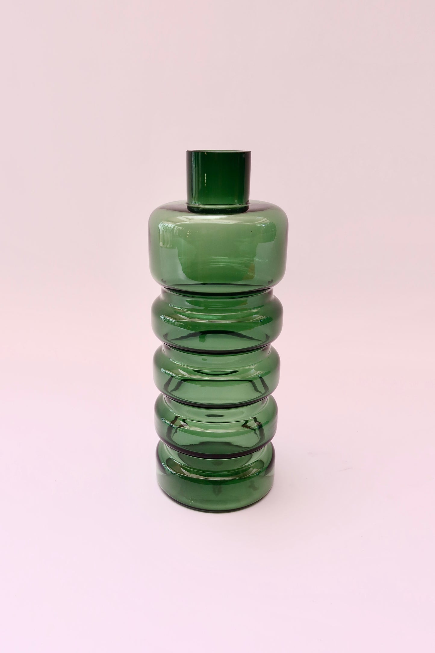 Vaso em Vidro Translúcido Design Escalonado